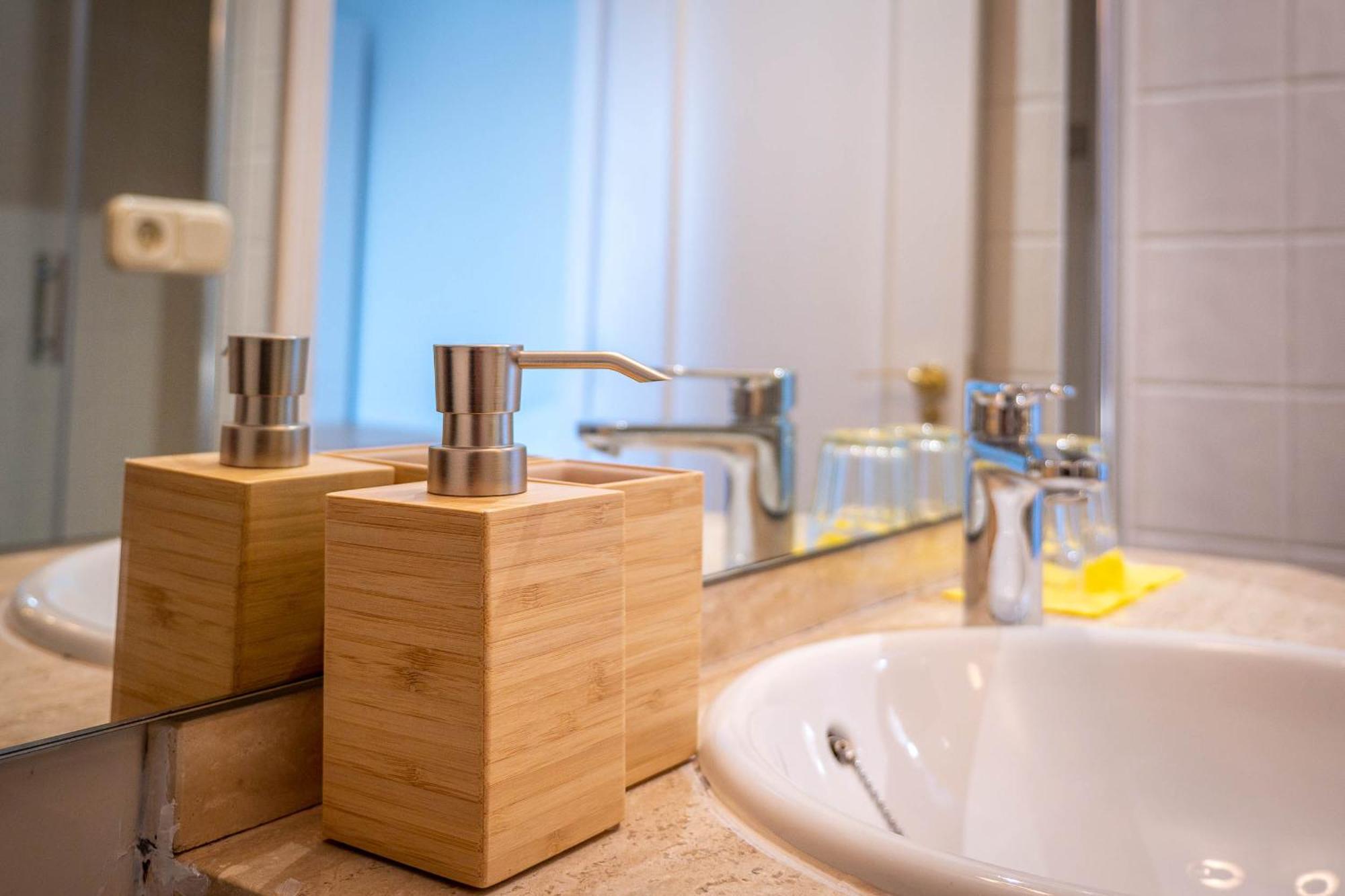 Bista Eder Hotel & Lodge 혼다리비아 객실 사진